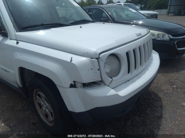 1C4NJPBB5ED715592 Jeep Patriot Sport