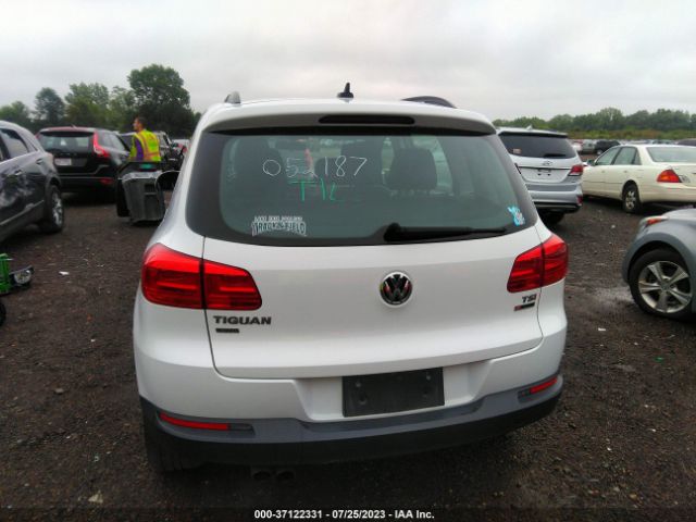 WVGBV7AX0HK052187 Volkswagen Tiguan 2.0t/2.0t S