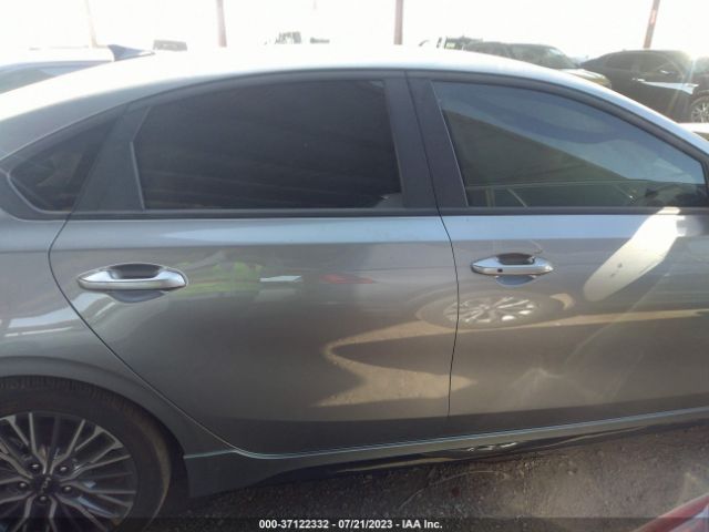 3KPF54AD5PE524055 KIA Forte Gt-line