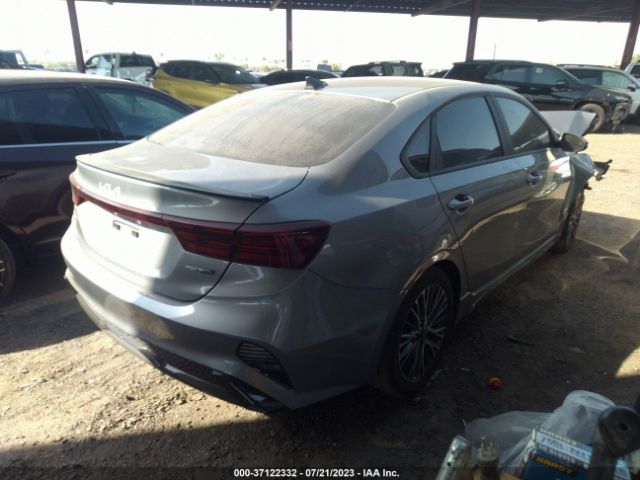 3KPF54AD5PE524055 KIA Forte Gt-line