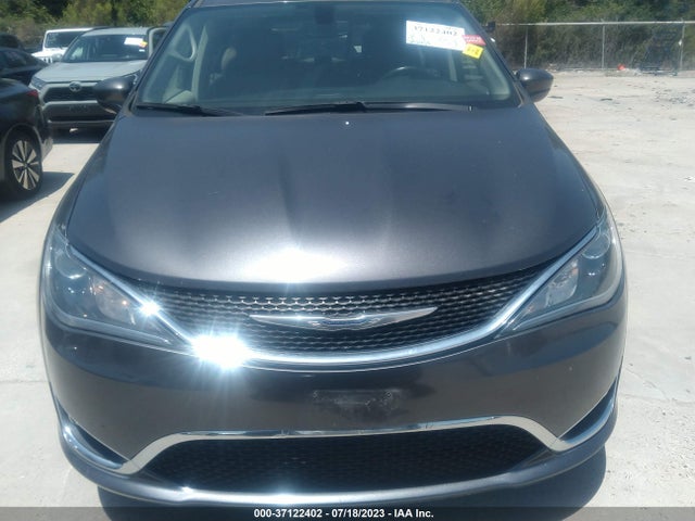 2C4RC1BG8LR182801 Chrysler Pacifica Touring L