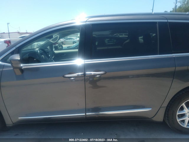 2C4RC1BG8LR182801 Chrysler Pacifica Touring L
