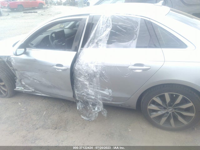 WAUGMAF41LA068533 Audi A4 PREMIUM