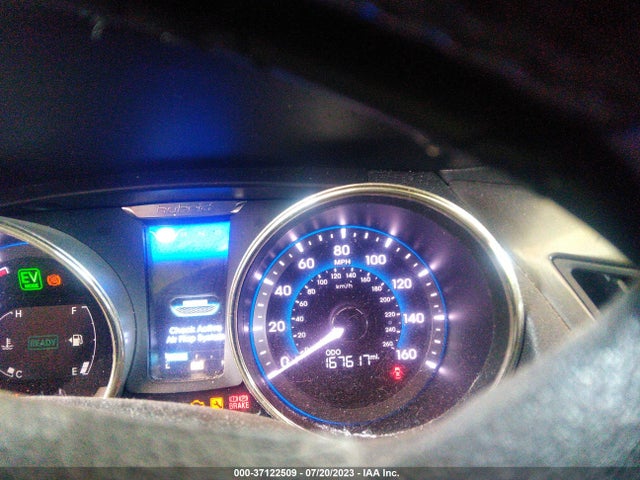 2011 HYUNDAI SONATA HYBRID VIN: KMHEC4A49BA006684