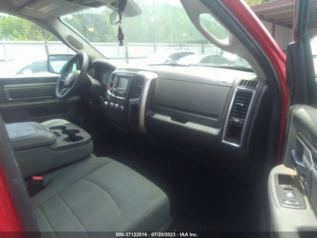 1C6RR6GG4JS156803 RAM 1500 Slt