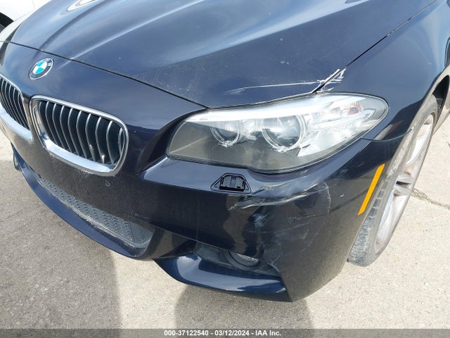 BMW 535i Xdrive 2015 WBA5B3C56FD542453 Image 6