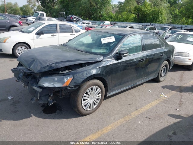 1VWAS7A39FC033017 Volkswagen Passat 1.8t S