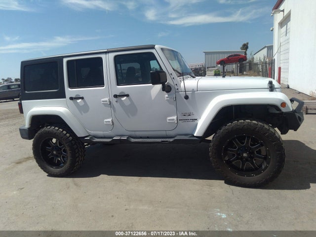 1C4HJWEG7JL923021 Jeep Wrangler Jk Unlimited Sahara