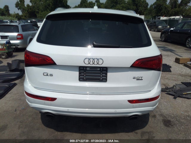 Audi Q5 Premium Plus 2015 WA1LFAFPXFA026592 Image 17