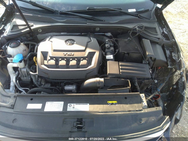 1VWBA7A33JC003513 Volkswagen Passat 2.0t Se