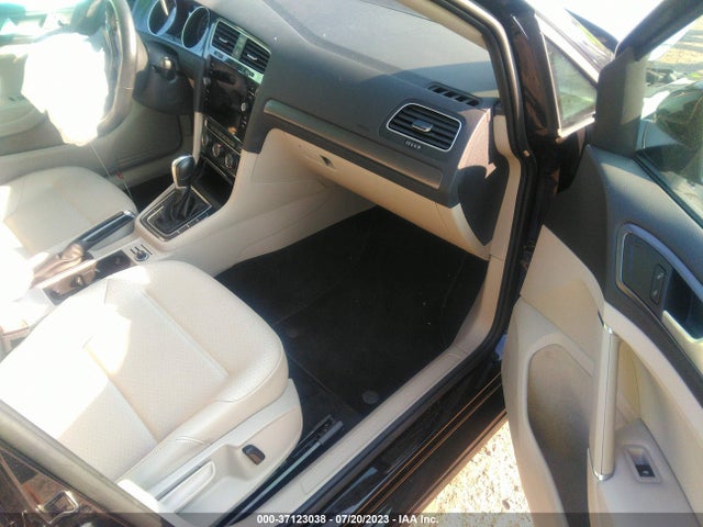 2019 Volkswagen Golf, VIN: 3VWG57AU4KM038158