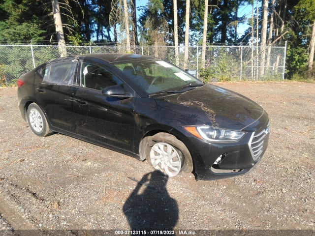 2018 5NPD74LF4JH349395 main image
