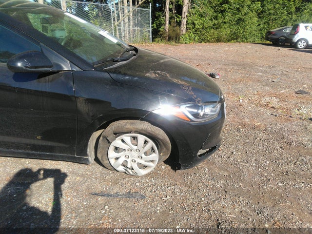 2018 HYUNDAI ELANTRA SE VIN: 5NPD74LF4JH349395