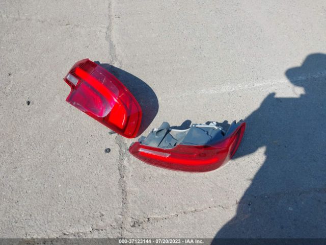 WBS1H9C32HV887227 BMW M2