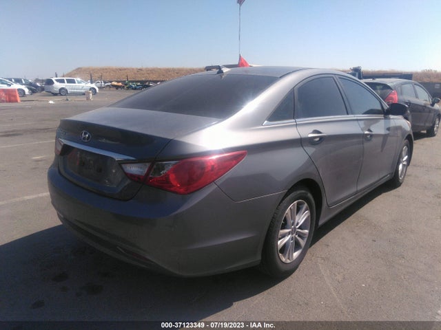 2013 HYUNDAI SONATA GLS PZEV VIN: 5NPEB4AC7DH762346
