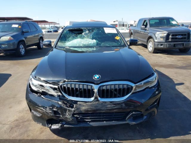 WBA5R1C53KAK10823 BMW 3 Series 330i