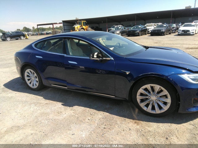 Tesla Model S 60/75 2017 5YJSA1E17HF210007 Image 11