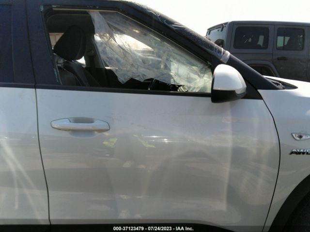 KNDEPCAA3M7215640 KIA Seltos Lx