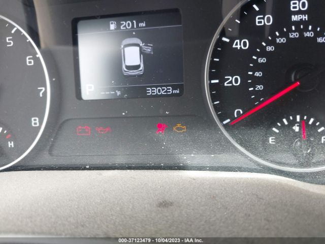 KNDEPCAA3M7215640 KIA Seltos Lx