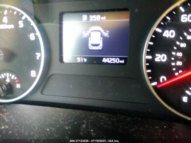 KNDEPCAAXM7077465 KIA Seltos Lx