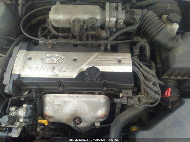 2005 HYUNDAI ACCENT GLS VIN: KMHCG45C25U602901