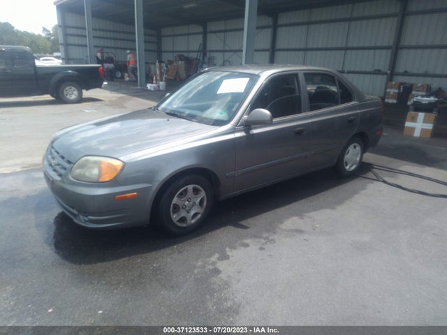 2005 HYUNDAI ACCENT GLS VIN: KMHCG45C25U602901