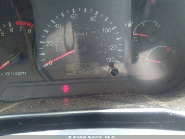 2005 HYUNDAI ACCENT GLS VIN: KMHCG45C25U602901