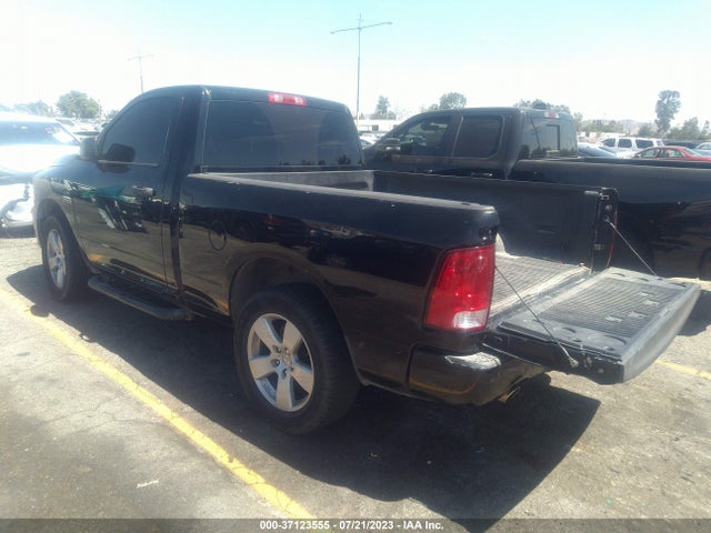 3C6JR6AT3EG119113 RAM 1500 Express