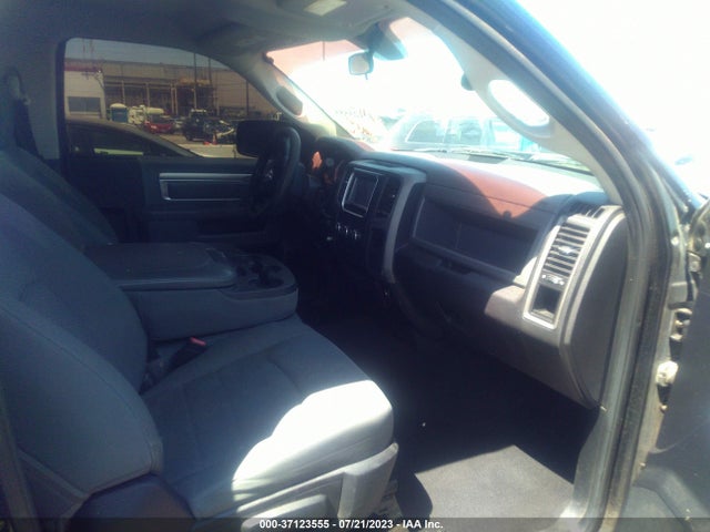 3C6JR6AT3EG119113 RAM 1500 Express