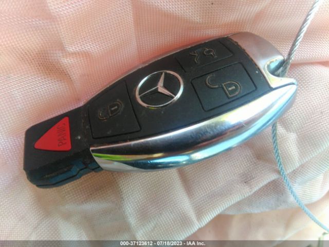 55SWF4JB3HU197094 Mercedes-Benz C-class C 300