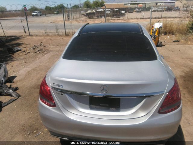 55SWF4JB3HU197094 Mercedes-Benz C-class C 300