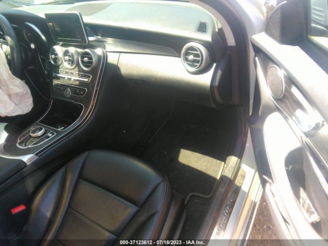 55SWF4JB3HU197094 Mercedes-Benz C-class C 300