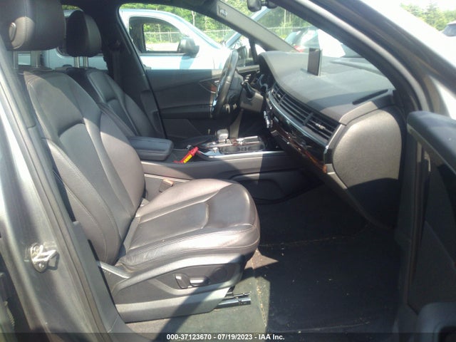 WA1LAAF71HD013276 Audi Q7 Premium Plus