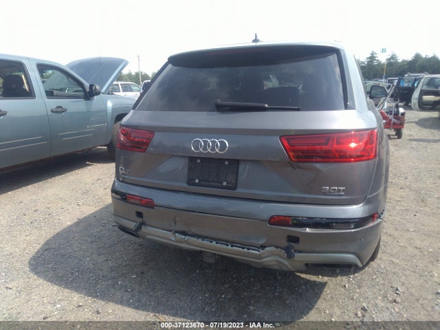 WA1LAAF71HD013276 Audi Q7 Premium Plus
