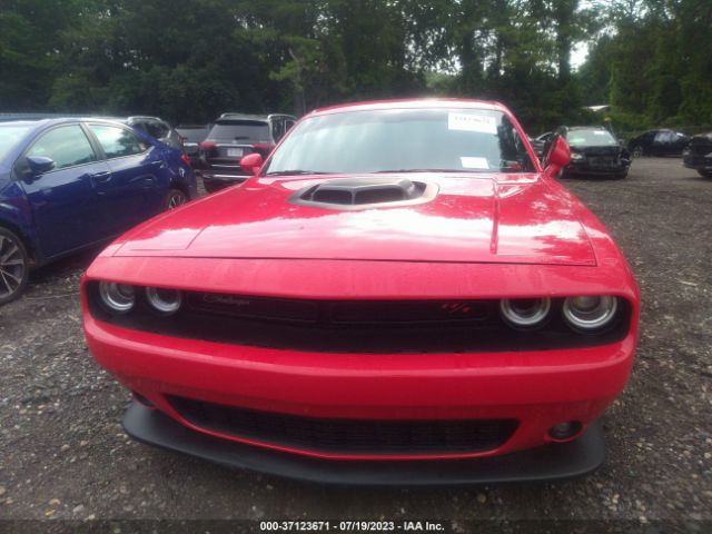 2C3CDZFJ0GH275139 Dodge Challenger