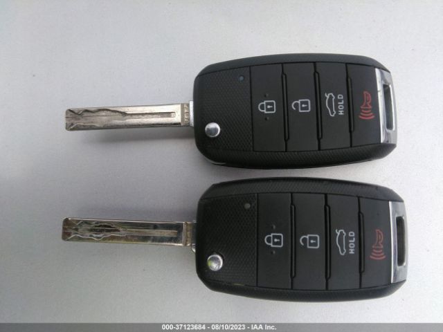 KNADM5A38E6359092 KIA RIO LX