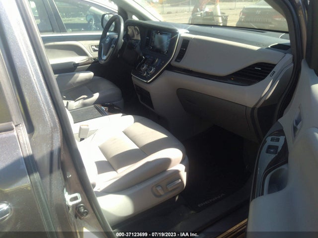 Toyota Sienna Xle Auto Access 2019 5TDYZ3DC6KS002270 Image 11