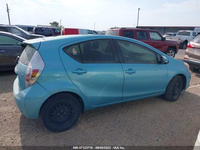 Toyota Prius C One/three/two/four 2014 JTDKDTB36E1083151 Image 5