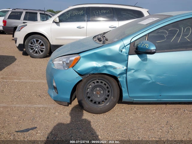 Toyota Prius C One/three/two/four 2014 JTDKDTB36E1083151 Image 12