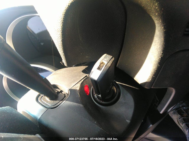 2005 MAZDA RX-8 VIN: JM1FE17N250148368