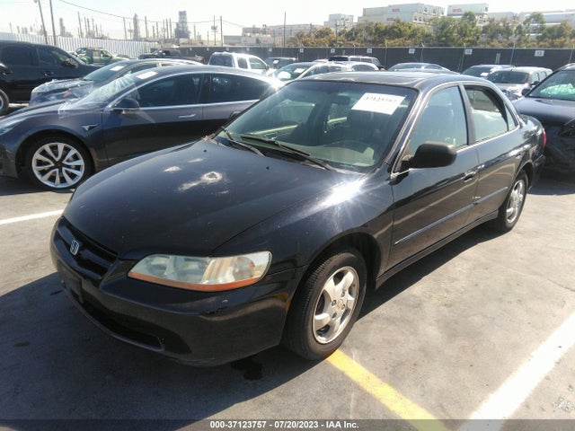 2000 HONDA ACCORD SDN EX W/LEATHER VIN: JHMCG6600YC025413