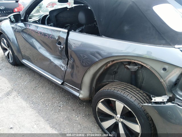 2013 VOLKSWAGEN BEETLE CONVERTIBLE 2.0T W/SOUND/NAV VIN: 3VW7A7AT3DM802667