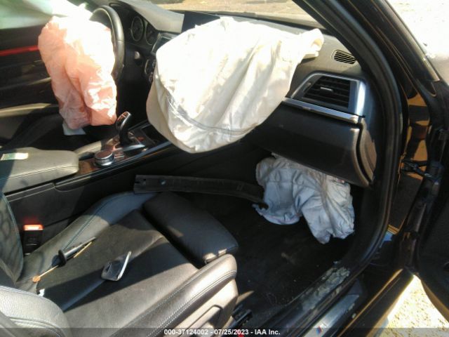 WBA8B7C59JA576207 BMW 3 Series 340i Xdrive