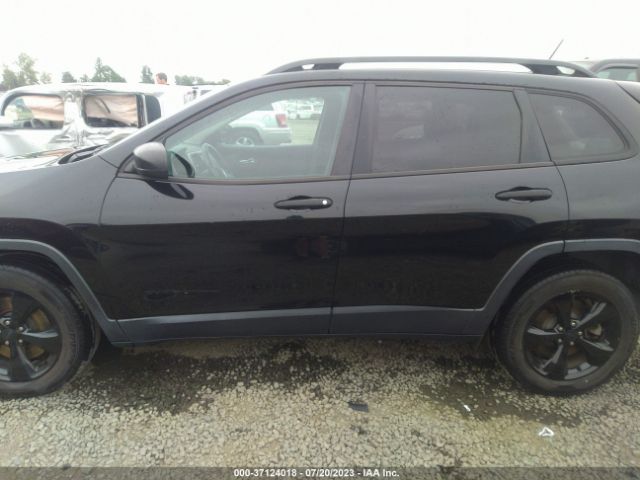 1C4PJMABXHW625517 Jeep Cherokee Altitude