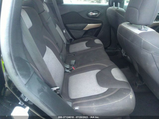 1C4PJMABXHW625517 Jeep Cherokee Altitude