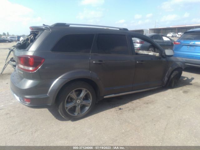 3C4PDCGB5JT189244 Dodge Journey Crossroad