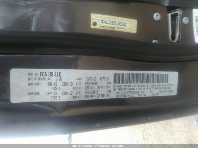 1C4NJDEB3GD637682 Jeep Compass Latitude