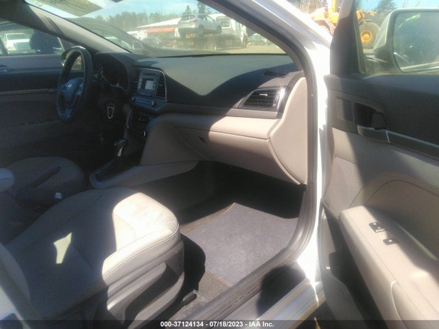 Hyundai ELANTRA SE 2017 5NPD74LF8HH065245 Image 11