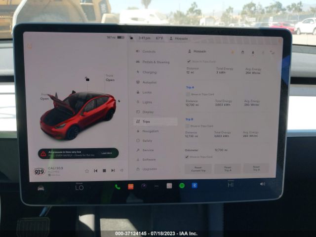 7SAYGAEE5NF352012 Tesla Model Y Long Range