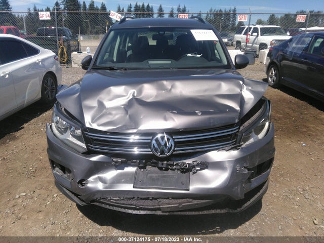 WVGBV7AX8GW523283 Volkswagen TIGUAN S
